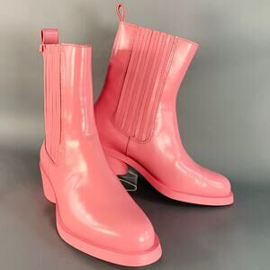 CAMPER Size 8 Pink Leather Rubber Sole Pull On Boots